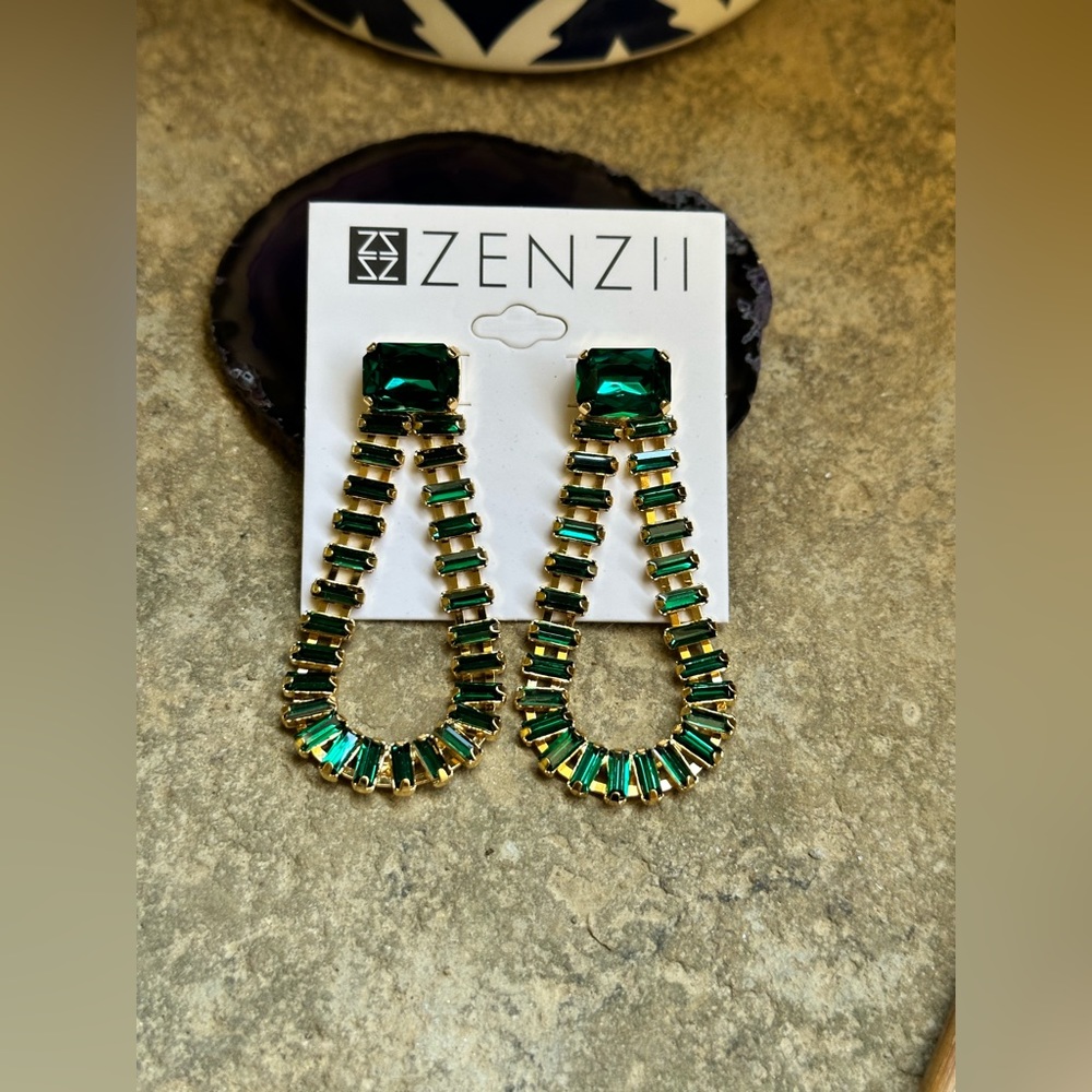 Gold Green Gemstone Earrings - Picture 3 of 11
